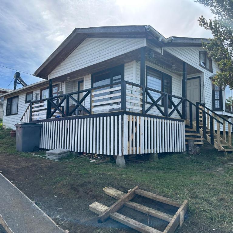 Casa vista canal Dalcahue - Four-Bedroom House - 2