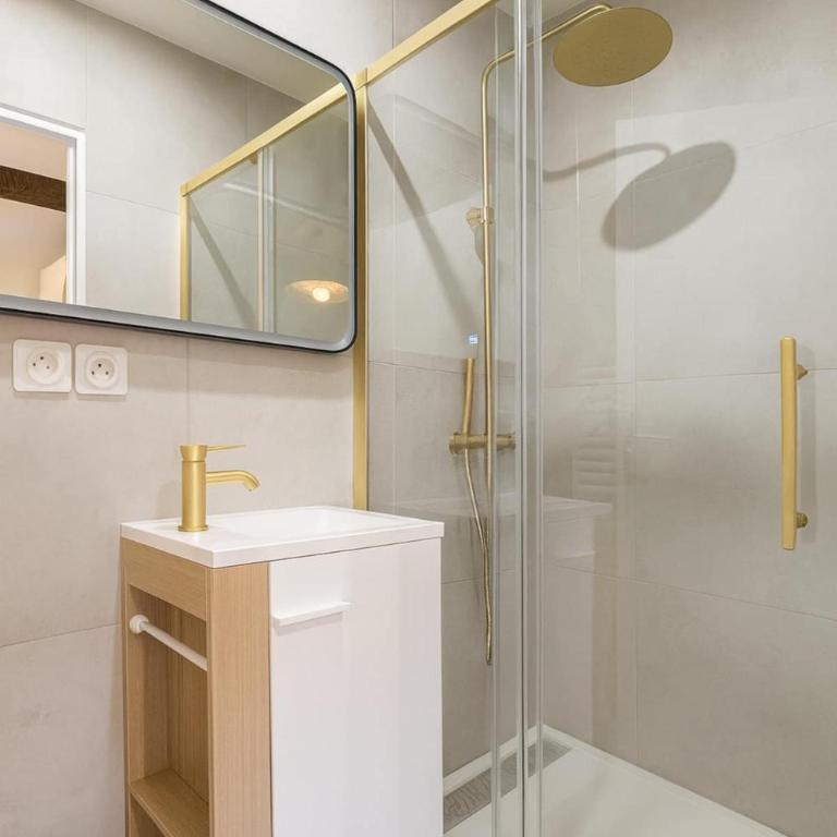 New - Appartement ou Studio Centre Ville Confort - Studio - 10