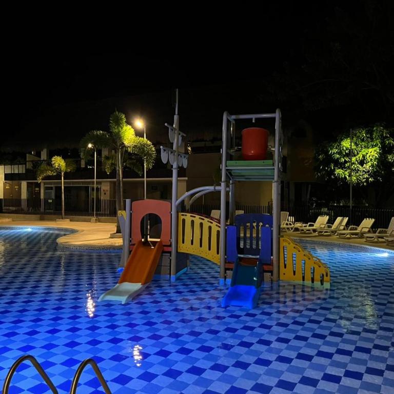 Extraordinario Apartamento para Vacaciones en Ricaurte Cund - Apartamento de 3 dormitorios - 8