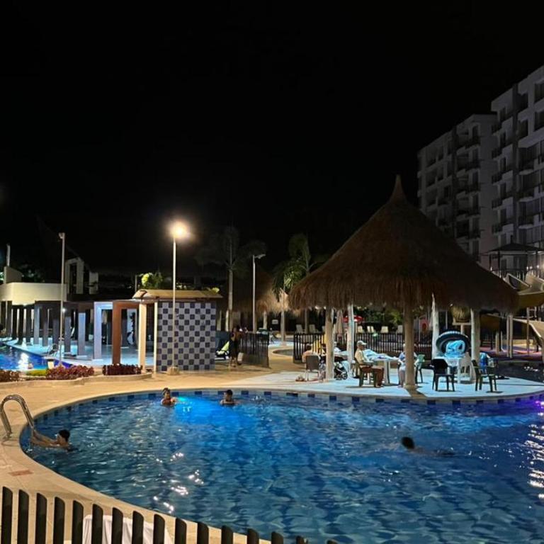 Extraordinario Apartamento para Vacaciones en Ricaurte Cund - Apartamento de 3 dormitorios - 2