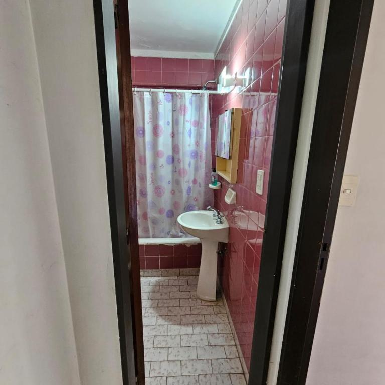 2 ambientes amplios en el centro - Two-Bedroom Apartment - 20
