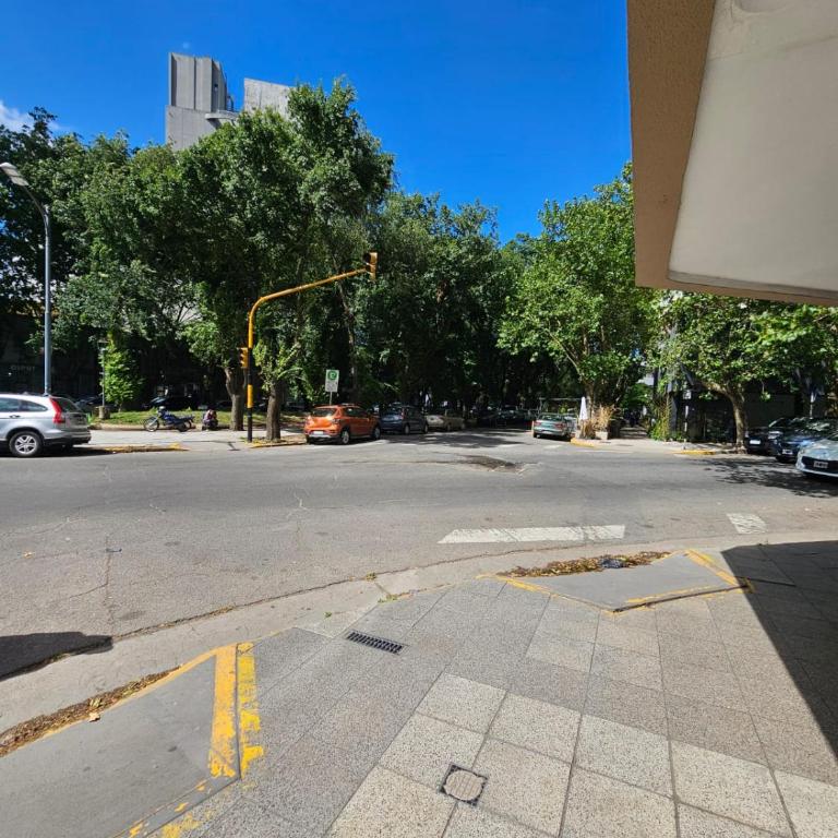 2 ambientes amplios en el centro - Two-Bedroom Apartment - 34