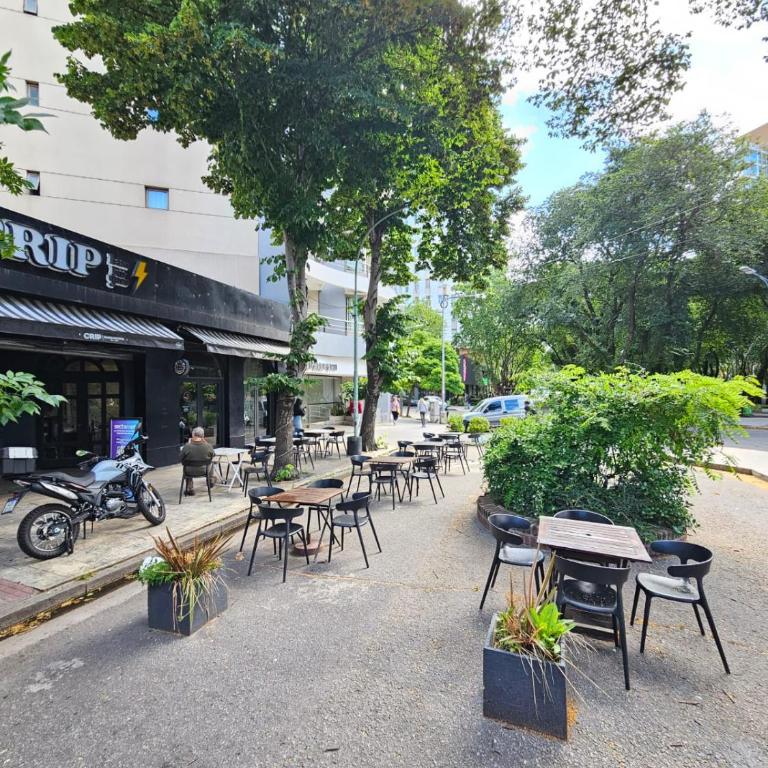 2 ambientes amplios en el centro - Two-Bedroom Apartment - 36