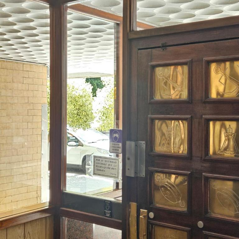 2 ambientes amplios en el centro - Two-Bedroom Apartment - 29
