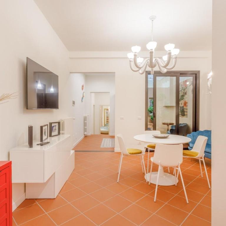 Inner Garden Retreat near Ghirlandina - Appartamento con 2 Camere da Letto e Balcone - 4