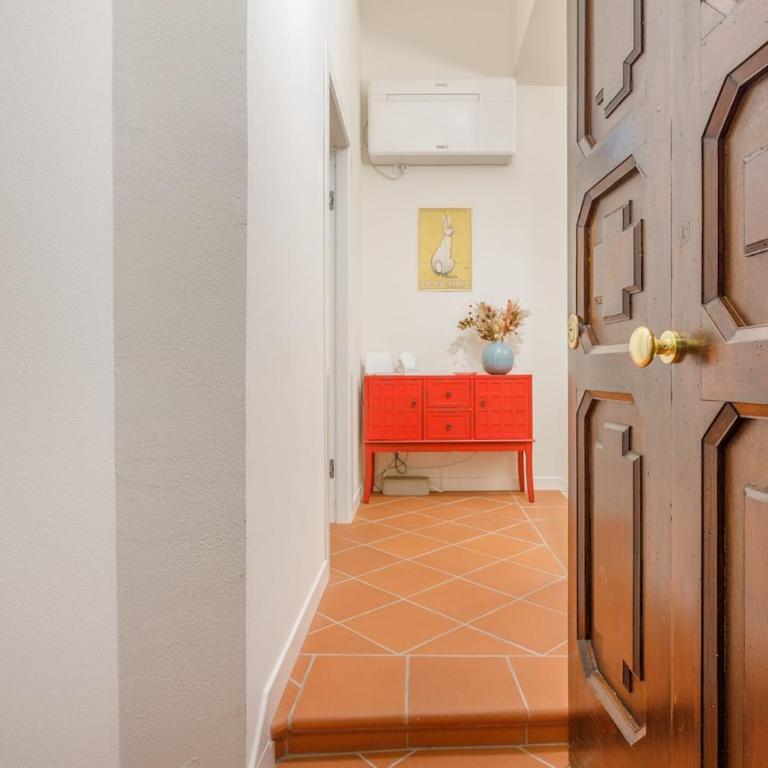 Inner Garden Retreat near Ghirlandina - Appartamento con 2 Camere da Letto e Balcone - 8