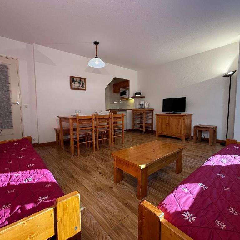 Résidence Saboia B13 Clés Blanches Courchevel - Appartement avec Sauna - 2
