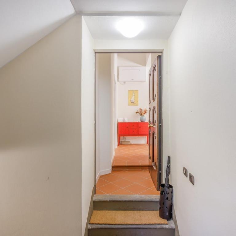 Inner Garden Retreat near Ghirlandina - Appartamento con 2 Camere da Letto e Balcone - 7