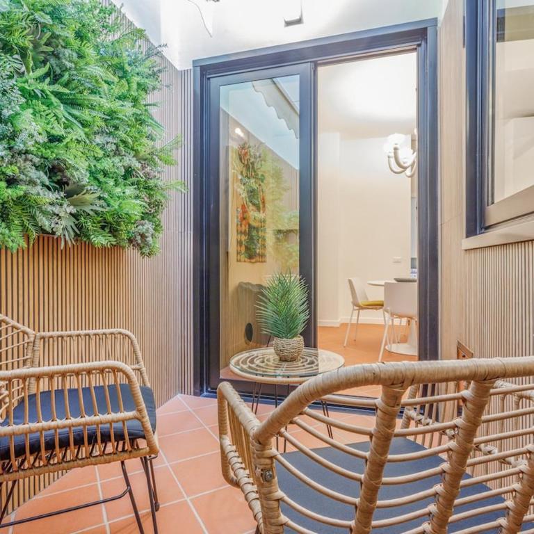 Inner Garden Retreat near Ghirlandina - Appartamento con 2 Camere da Letto e Balcone - 25