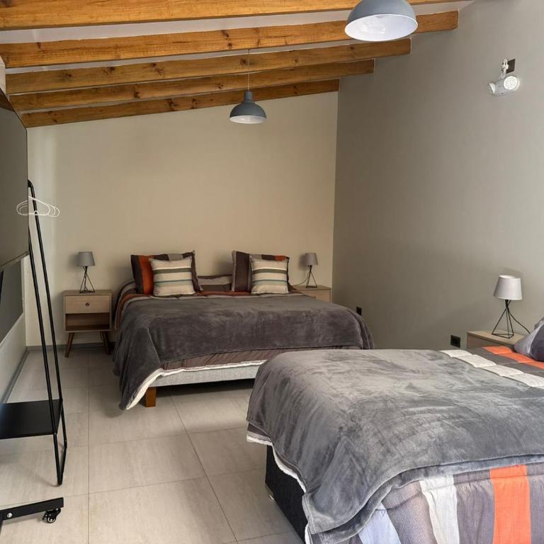 Hostal Mac - Family Room with Bathroom - 1