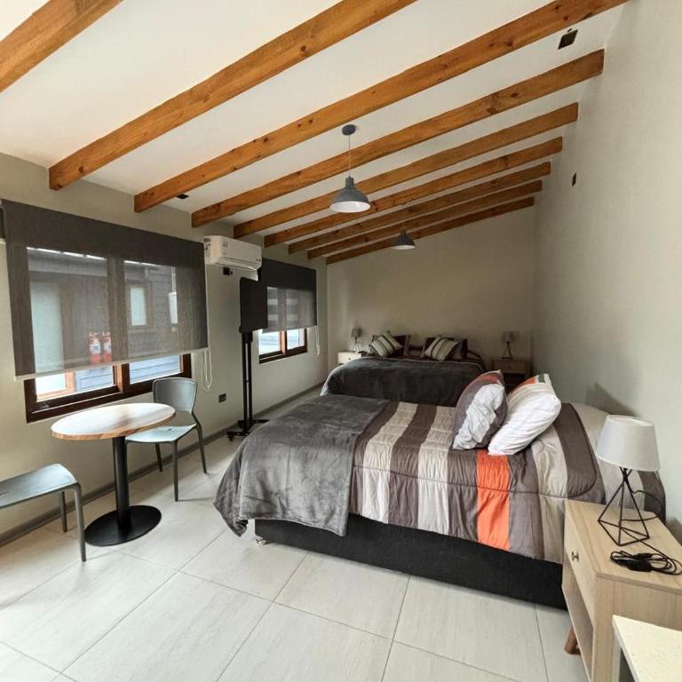 Hostal Mac - Family Room with Bathroom - 4
