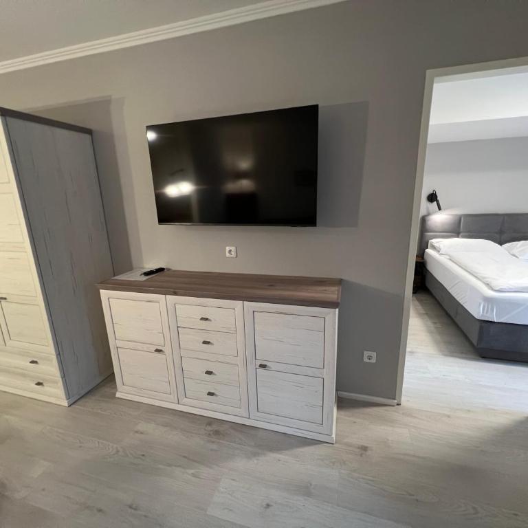 Schlossalm Appartement - Comfort One-Bedroom Apartment (2 Adults + 2 Children) - 3