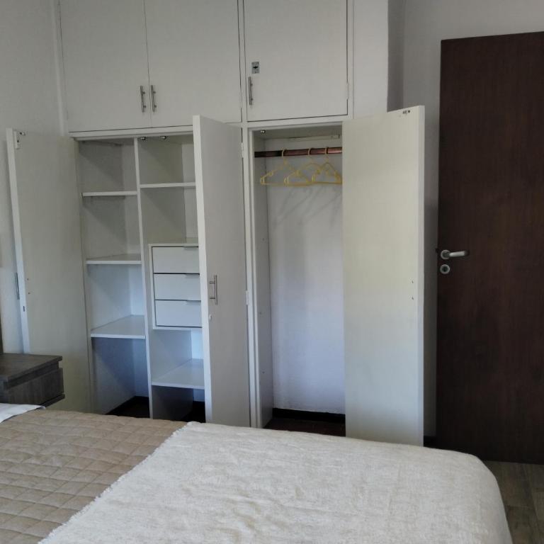 Luminoso y moderno departamento con cochera en la Ciudad de Mendoza - Apartamento de 2 dormitorios - 5
