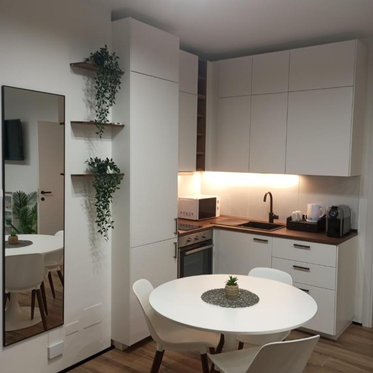 RELAIS SUITE Modena Parc - Appartamento con 1 Camera da Letto - 2