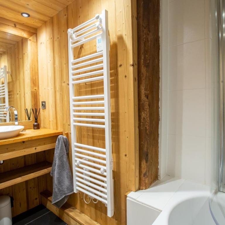 Apt Isba - Unwind France - Two-Bedroom Family Apartment - 11