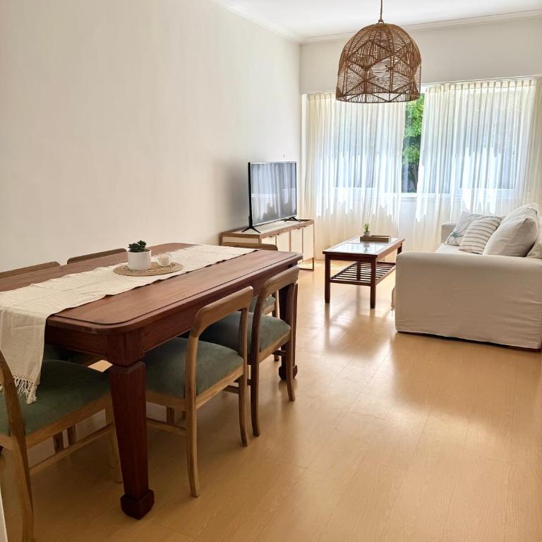 Playa grande departamento a una cuadra del mar - Two-Bedroom Apartment - 3