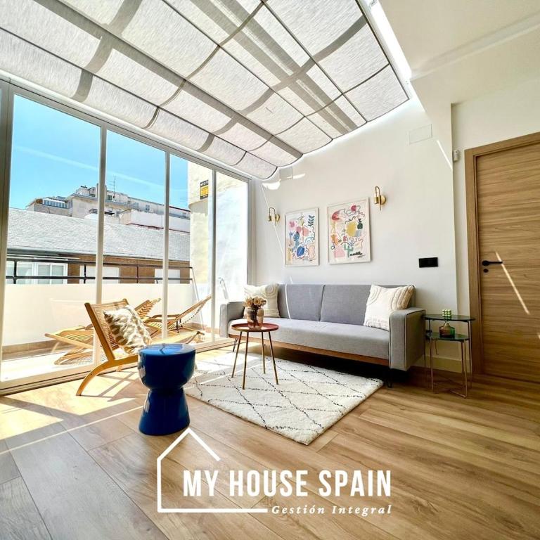 MyHouseSpain - Piso amplio y moderno con terraza - Apartment - 4
