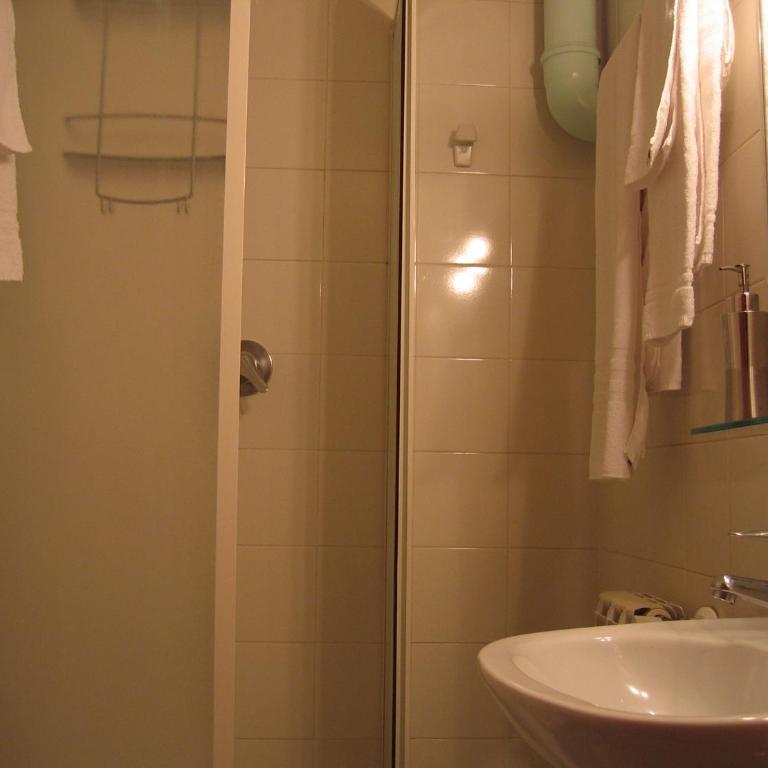 Tourist House B&B - Camera Quadrupla - 12