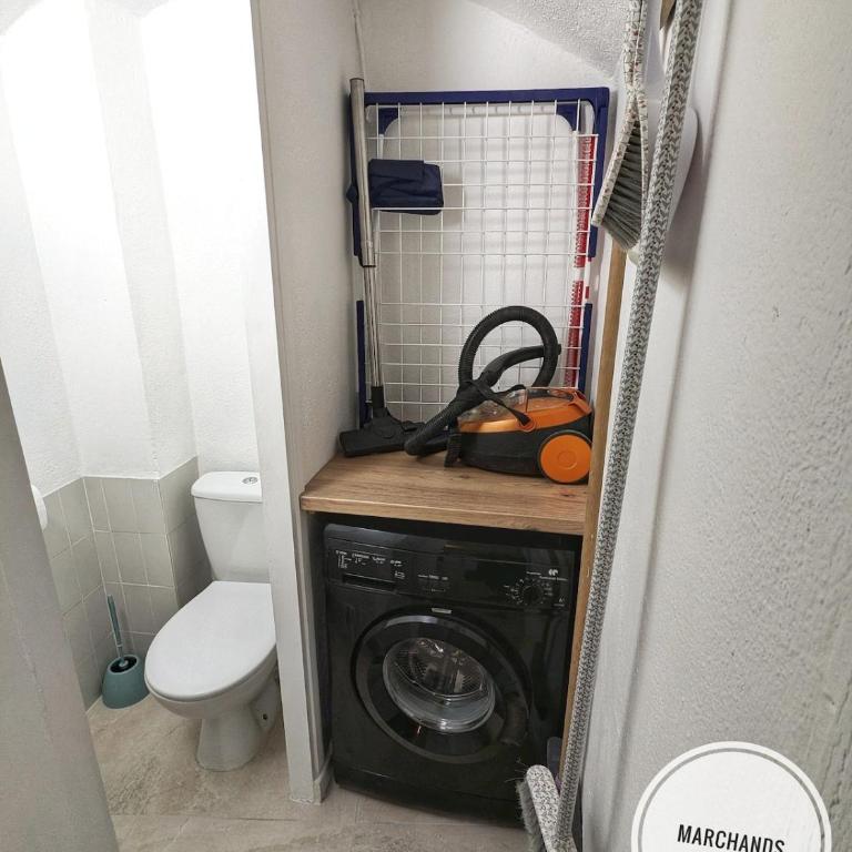 Atypique Souplex Hyper centre Ecusson - Clim - 4p - Two-Bedroom Apartment - 9
