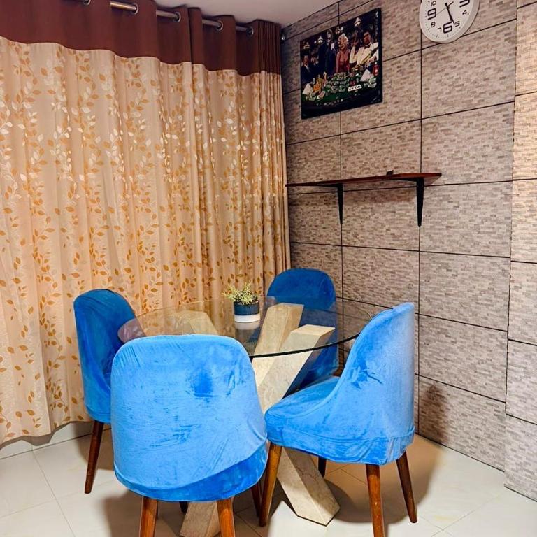Comfortable House - Three-Bedroom House - 56