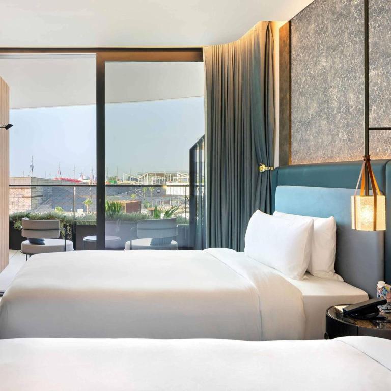 SLS Barcelona - Twin Room with Marina View - Captivate - 2