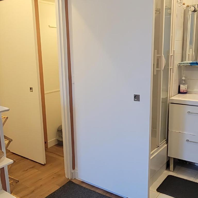 Cozy studio with a view of the Eiffel Tower - Appartement 1 Chambre - 11