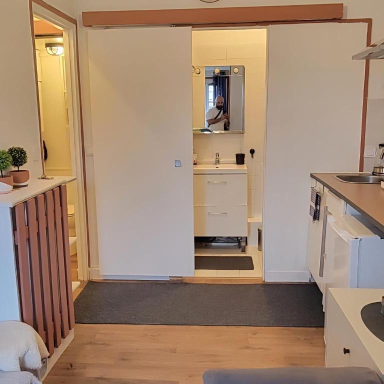 Cozy studio with a view of the Eiffel Tower - Appartement 1 Chambre - 7