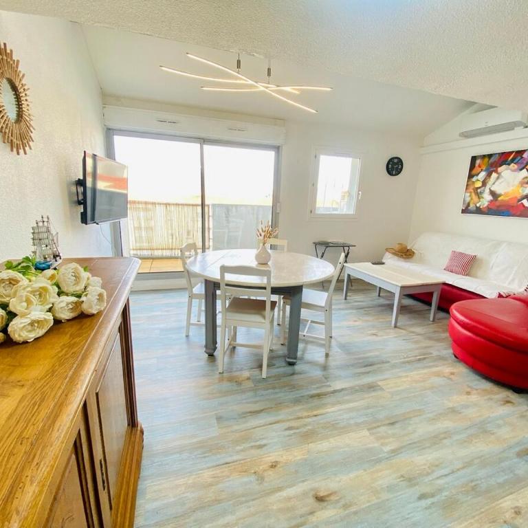 ''Ophelia 81'' T3 Duplex avec Terrasse, Parking et Clim - Apartment mit 2 Schlafzimmern - 6