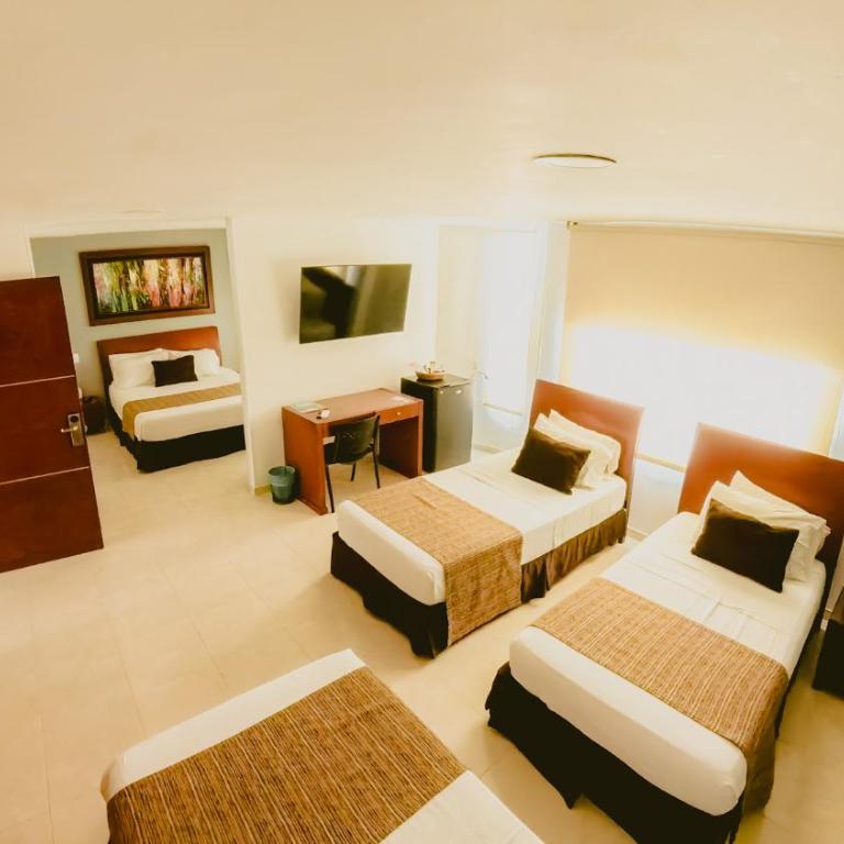 Hotel Buena Vista Express - Family Room - 15