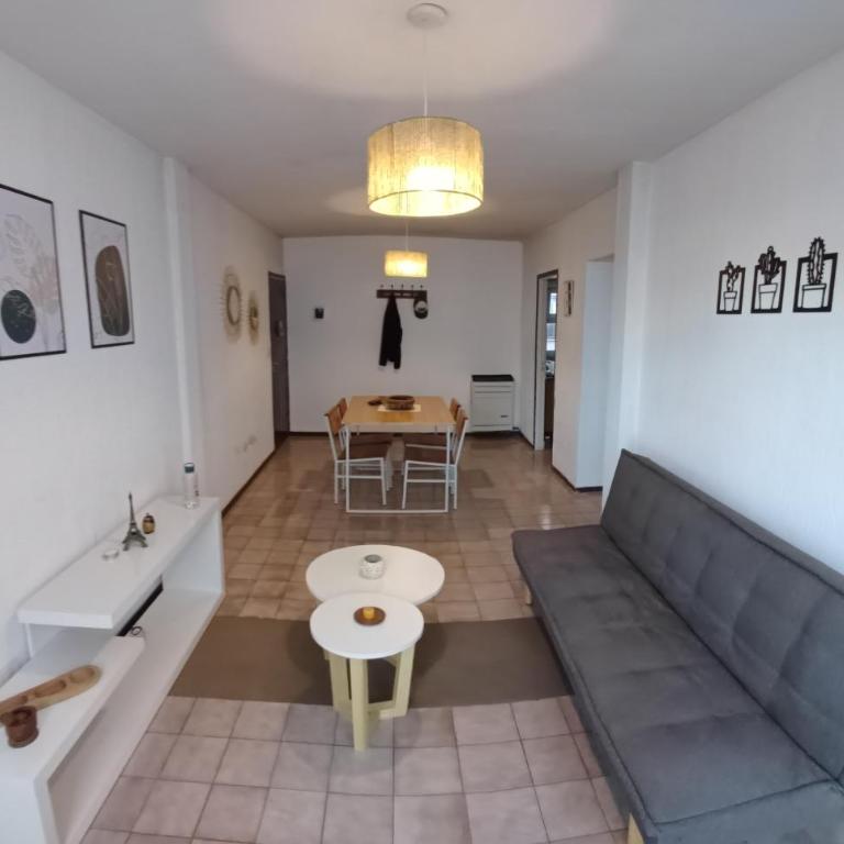 Aloja Bruno Depto zona Güemes - Apartamento de 1 dormitorio - 2