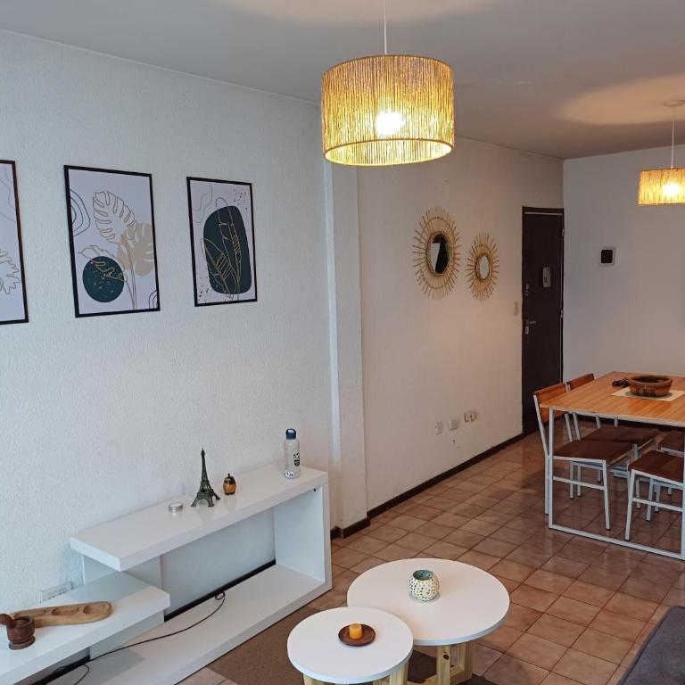 Aloja Bruno Depto zona Güemes - Apartamento de 1 dormitorio - 24
