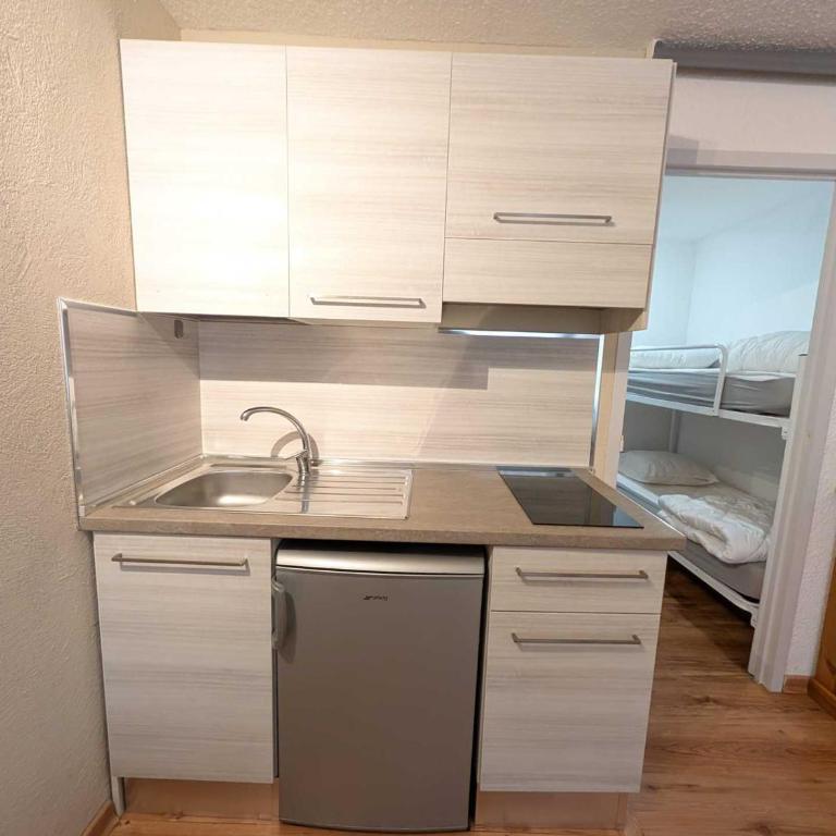 Studio cosy 4 pers avec balcon - Proche pistes, animaux admis, parking - FR-1-445-212 - Monolocale - 7