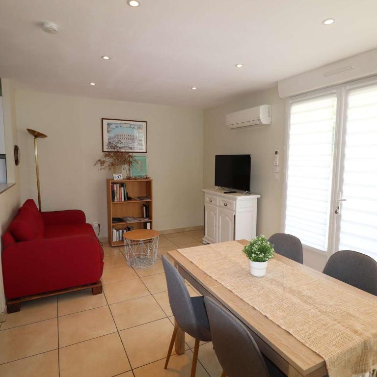 Appartement 2 pièces RDC avec terrasse, climatisation et parking proche plage et commerces - FR-1-307-127 - Apartment (4 Erwachsene) - 17