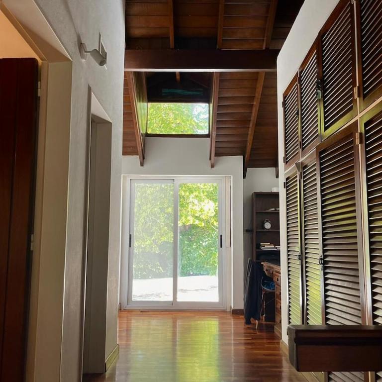 Iconico Chalet en Golf Club Privado, Pilar - Four-Bedroom House - 14