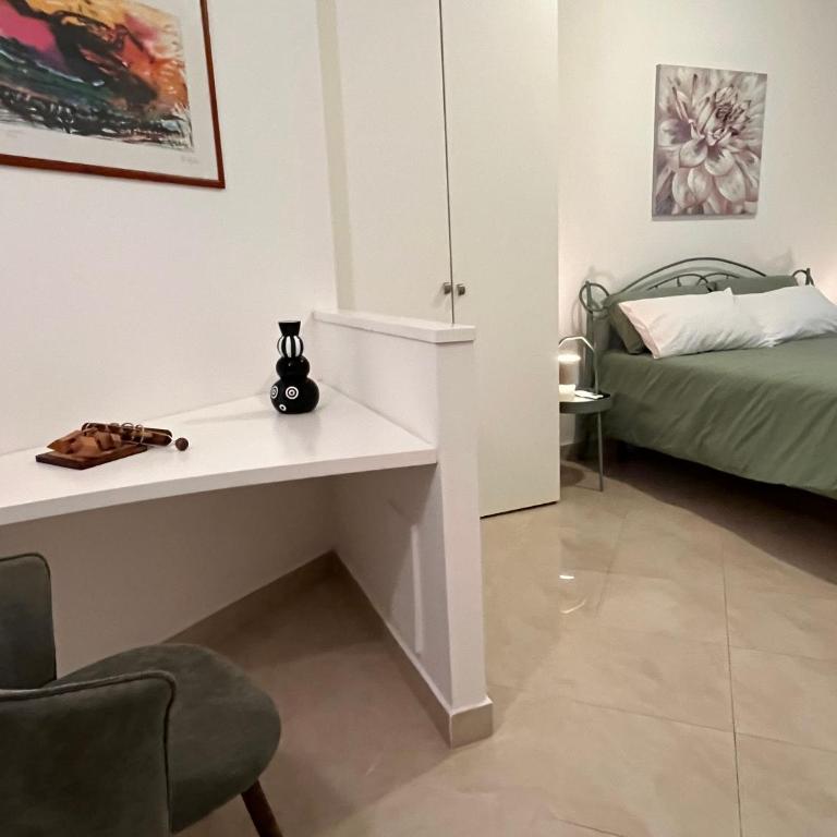 Appartamento Vomero "a casa di Enzo" - Appartamento con 1 Camera da Letto - 10