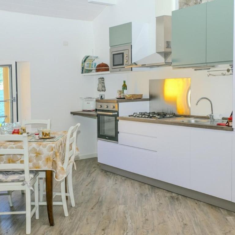 Casa Hygge - Lake Front - Photographer's Art Home - Appartamento con 2 Camere da Letto - 4
