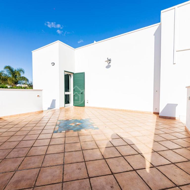 Villa Athena - Three-Bedroom Villa - 22