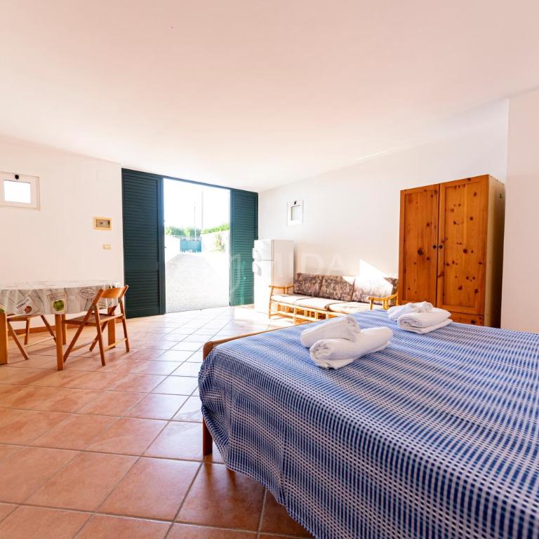 Villa Athena - Three-Bedroom Villa - 12