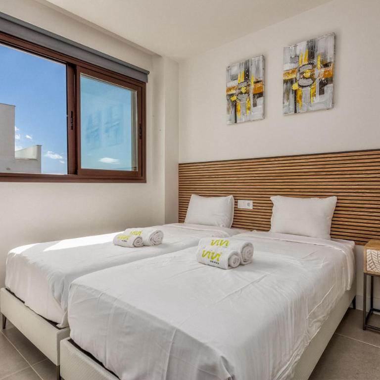 ViVi Homes - Apollo Luxury, Pool, Gym & Beach - Apartment with Terrace - 21