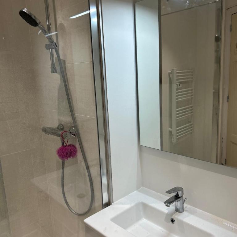 Appartement hypercentre avec balcons - One-Bedroom Apartment - 9