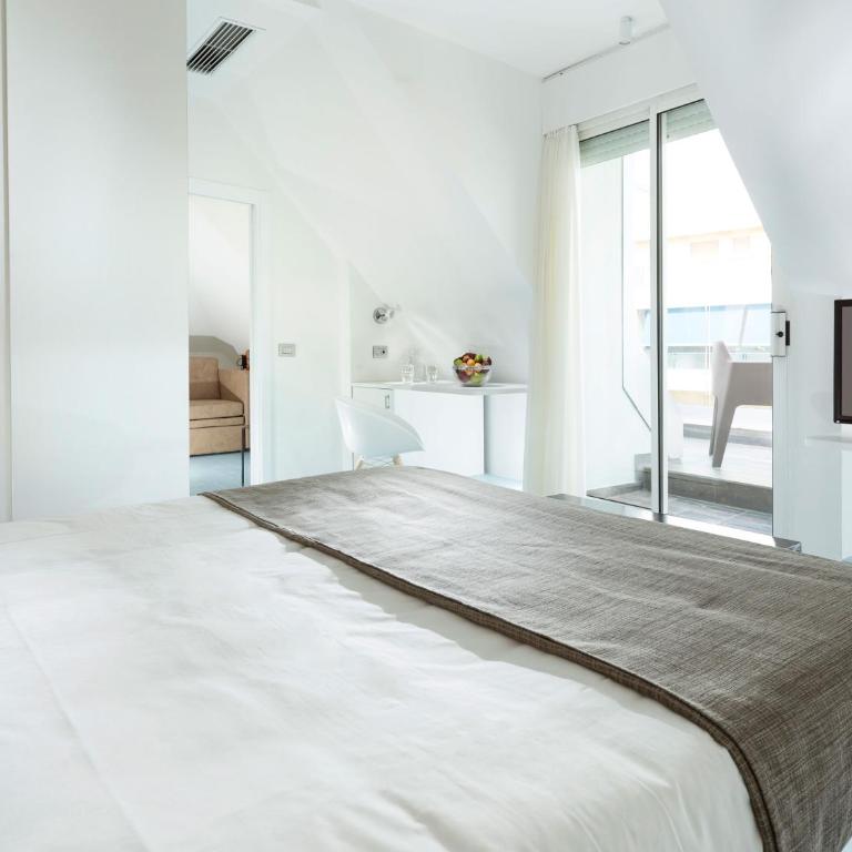 Hotel Rex - Fronte mare Riccione - Suite with Sea View - 9
