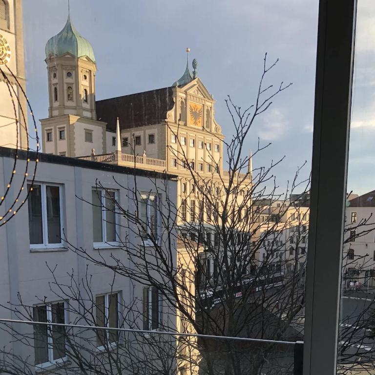 GoldenKey-Suites - Luxury Suite 'Rathausplatz' - Overlooking the Main Square - Air Conditioning & Elevator - Apartamento - 2