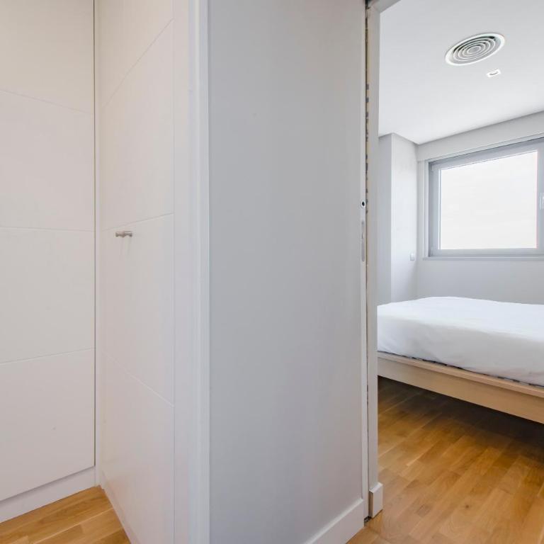 Sky Living para 4 con Parking en Sanchinarro - One-Bedroom Apartment - 19