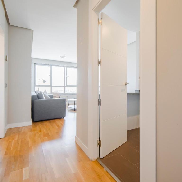 Sky Living para 4 con Parking en Sanchinarro - One-Bedroom Apartment - 16