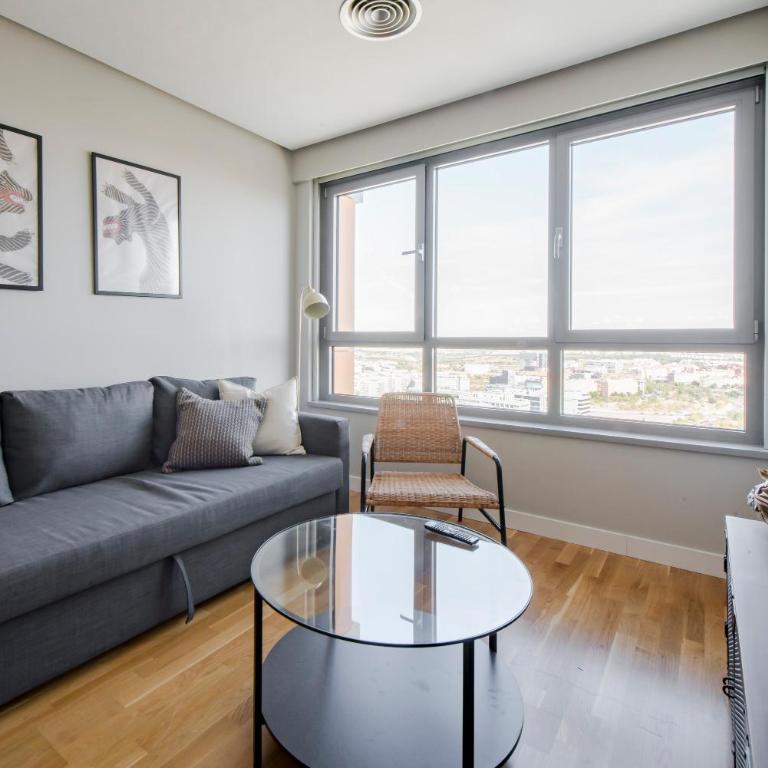 Sky Living para 4 con Parking en Sanchinarro - One-Bedroom Apartment - 9