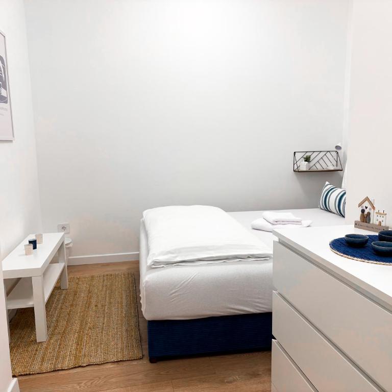 Lukerly 2 - Four-Bedroom Apartment - 24