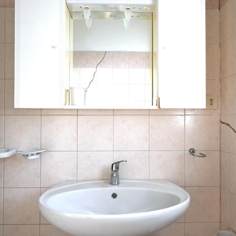 N272 - Numana, meravigliosa villa con giardino e vista mare - Appartamento con 3 Camere da Letto - 16