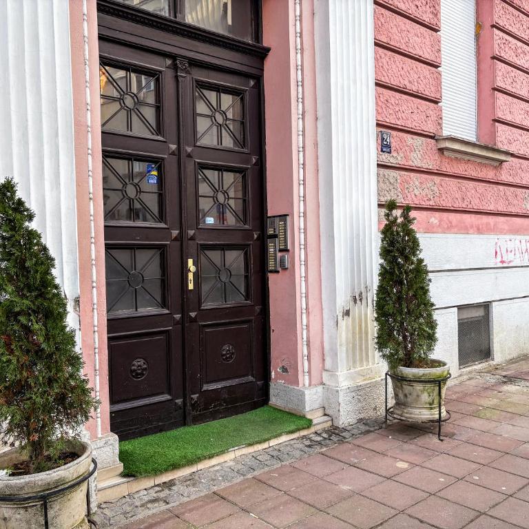 Lukerly 2 - Four-Bedroom Apartment - 52