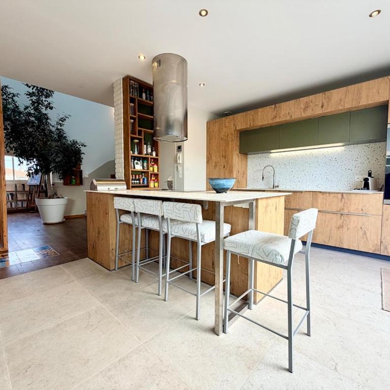 Urban Oasis - Duplex Design, Piscine privée - Villa de 3 dormitorios - 9
