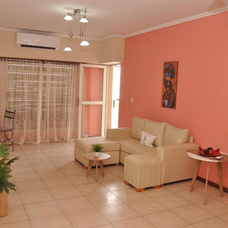 Monte Grande Departamento en pleno centro de monte grande - Apartamento de 2 dormitorios - 2